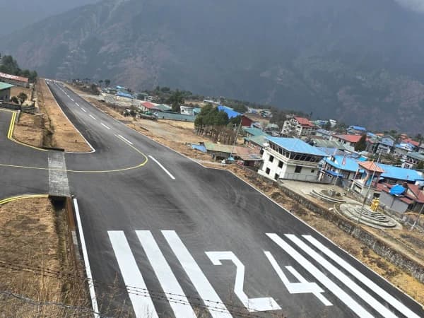 The Lukla Airport 4