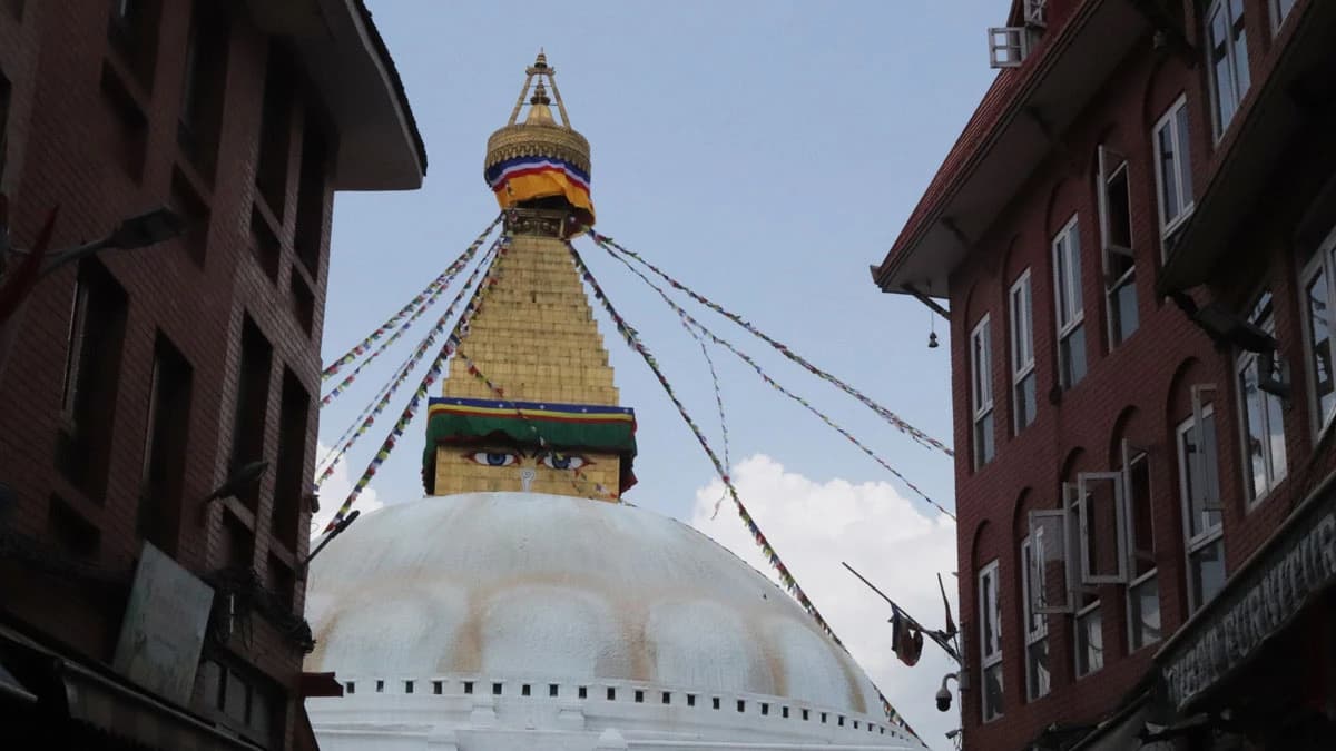Explore Kathmandu in Video Tour with Outfitter Himalaya